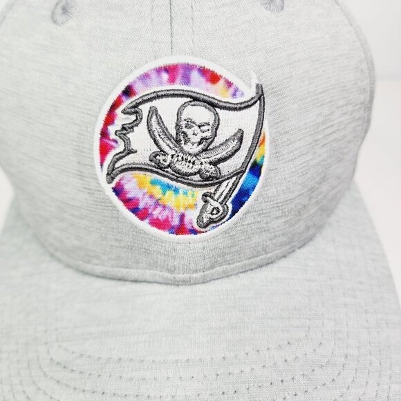 Men's Tampa Bay Buccaneers New Era Heather Gray NFL Crucial Catch Coaches OSFM - Picture 2 of 11